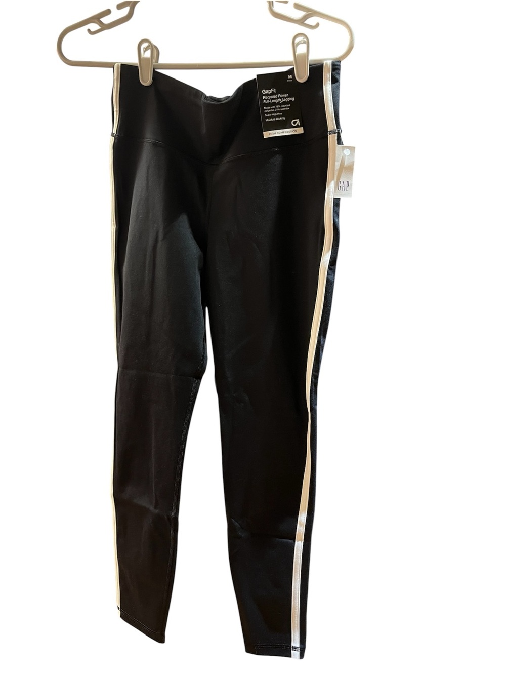 Gap active leggings black w white piping NWT